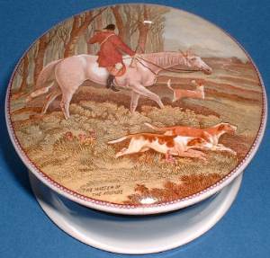 Pot lid and base, fox hunt scene, possibly Pratt Ware Norton Nut's Pot lid and base, fox hunt scene, possibly Pratt Ware
