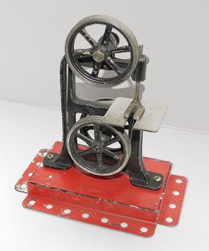 Bowman Bandsaw for Steam Engine Norton Nut's Bowman Bandsaw for Steam Engine