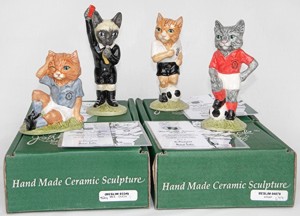 Norton Nut's Beswick Footballing Felines Team Of 4