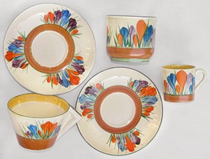 Clarice Cliff Crocus Pattern - Job Lot Of 5 Items Norton Nut's Clarice Cliff Crocus Pattern - Job Lot Of 5 Items