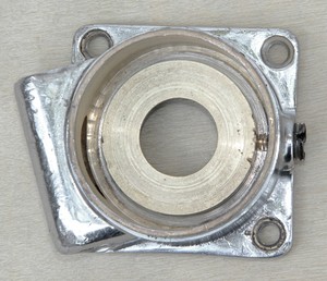 BTH Magneto End Plate / Bearing Housing (Lot 2) Norton Nut's BTH Magneto End Plate / Bearing Housing (Lot 2)