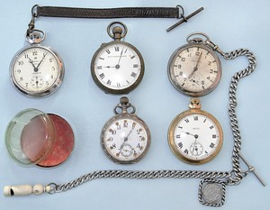 Collection Of 5 Old Watches, Spares Or Repair (Lot 1) Norton Nut's Collection Of 5 Old Watches, Spares Or Repair (Lot 1)