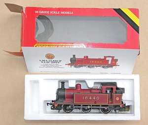 Hornby R052 L.M.S. Jinty 0-6-0T Loco Norton Nut's Hornby R052 L.M.S. Jinty 0-6-0T Loco