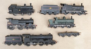 Job Lot Of Triang / Hornby Locos, And Coaches / Wagons Norton Nut's Job Lot Of Triang / Hornby Locos, And Coaches / Wagons
