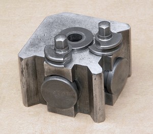 Dickson-Type Toolpost For Lathe Norton Nut's Dickson-Type Toolpost For Lathe