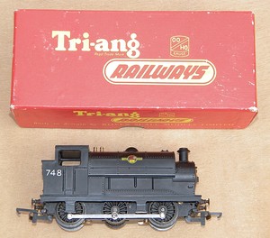 Vintage Tri-Ang R153 0-6-0 Saddle Tank Loco (Boxed) Norton Nut's Vintage Tri-Ang R153 0-6-0 Saddle Tank Loco (Boxed)